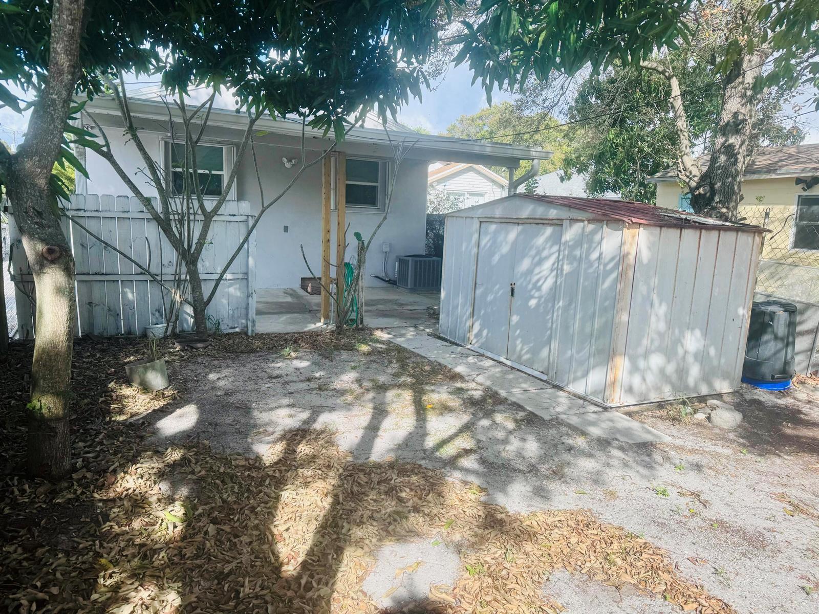 602 N D Street, FL 33460 photo 5