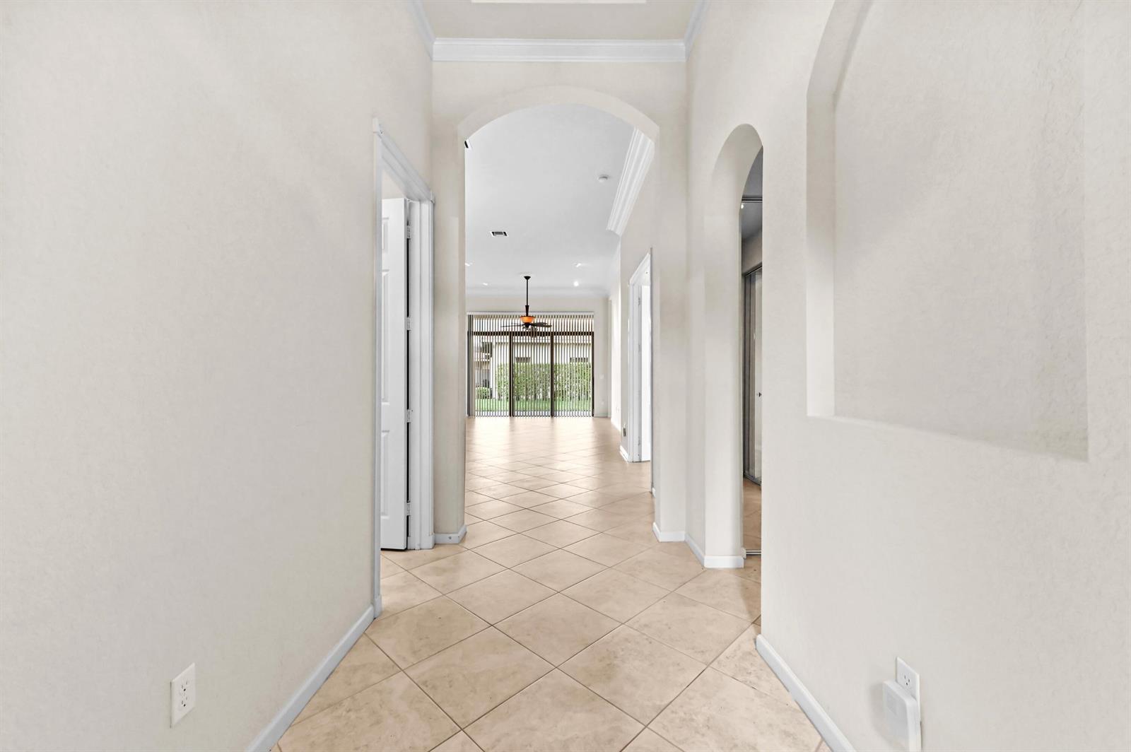 6823 Fabiano Circle, Boynton Beach FL 33437 photo 4