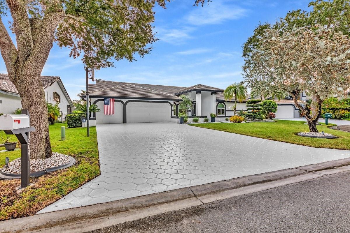 12041 NW 2nd Drive, Coral Springs FL 33071