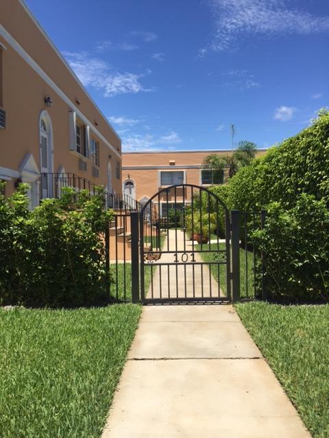 101 S Golfview Road # 16, FL 33460