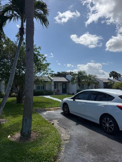 222 Lake Constance Drive, West Palm Beach FL 33411 photo 2