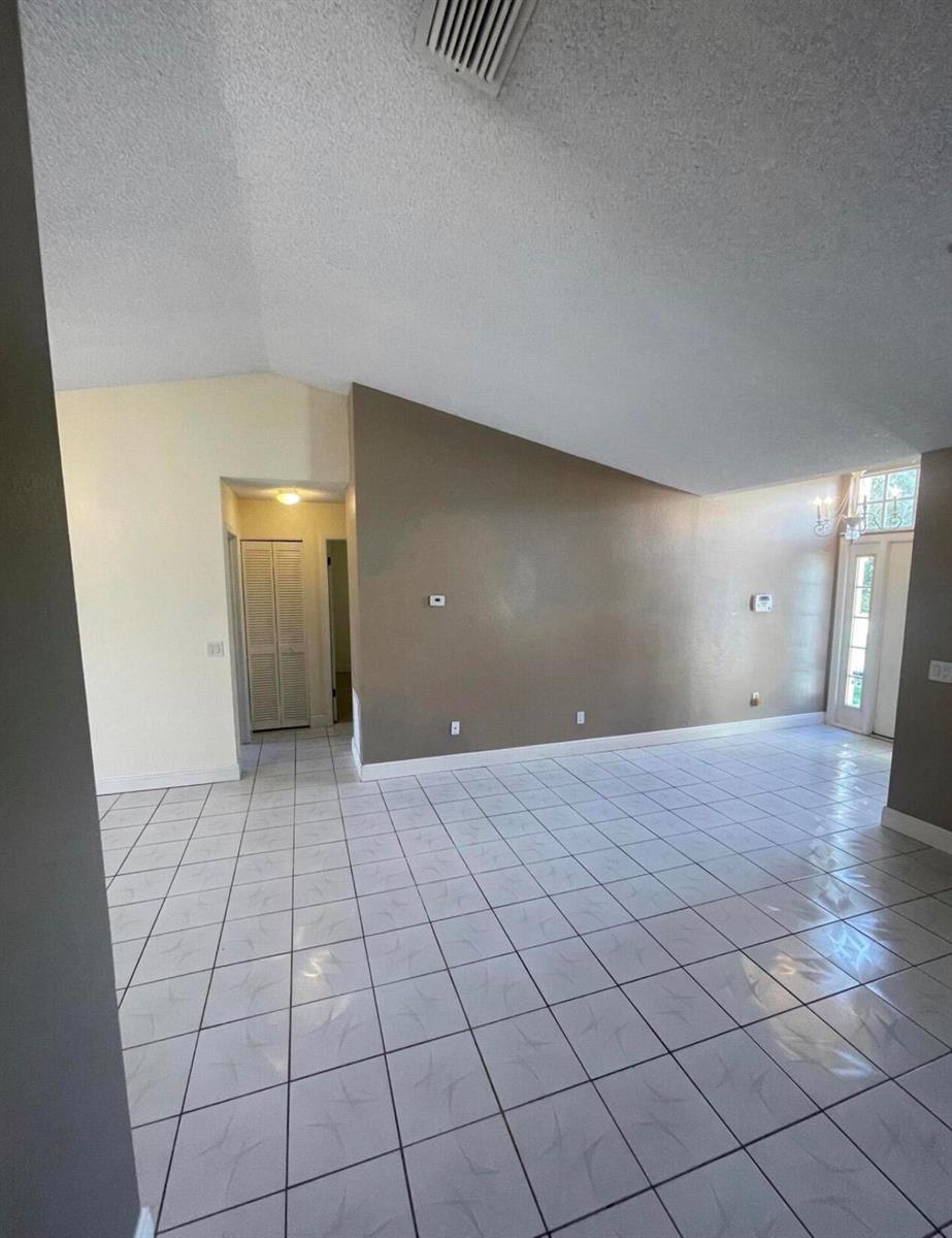 1401 SE Appamattox Terrace, Port St. Lucie FL 34952 photo 4