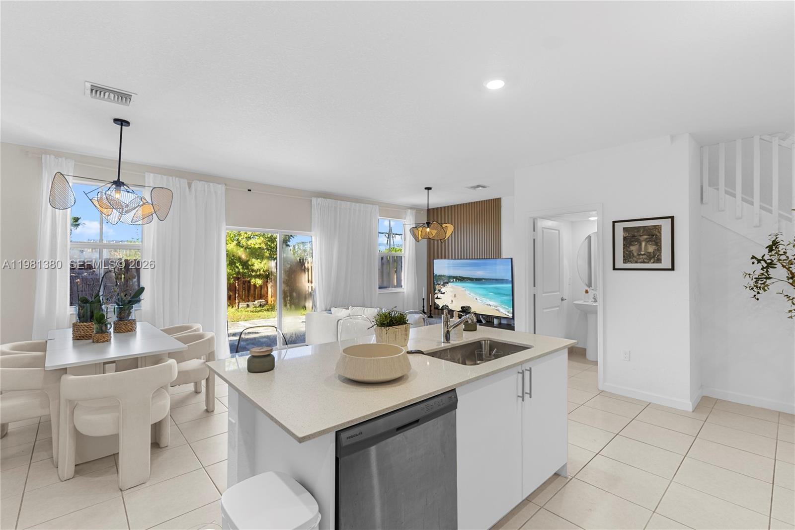 12022 NW 46th St, Coral Springs FL 33076 photo 2