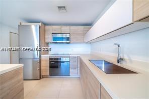 16385 Biscayne Blvd # 1120, North Miami Beach FL 33160 photo 3