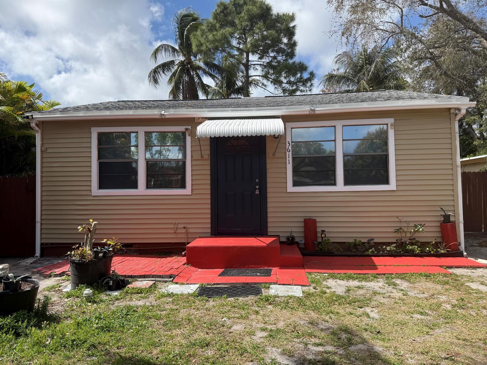 3611 Elizabeth Street, Palm Springs FL 33461