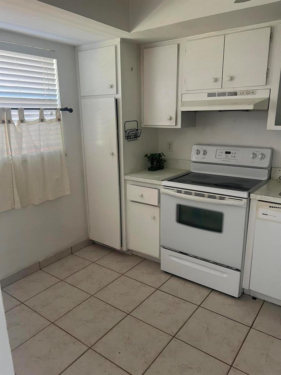 1151 Carlton Court # 103, Fort Pierce FL 34949 photo 3