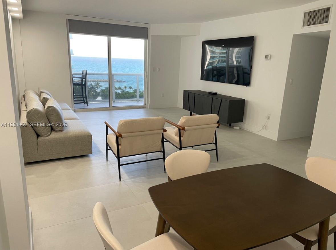 10275 Collins Ave # 933, Bal Harbour FL 33154 photo 2