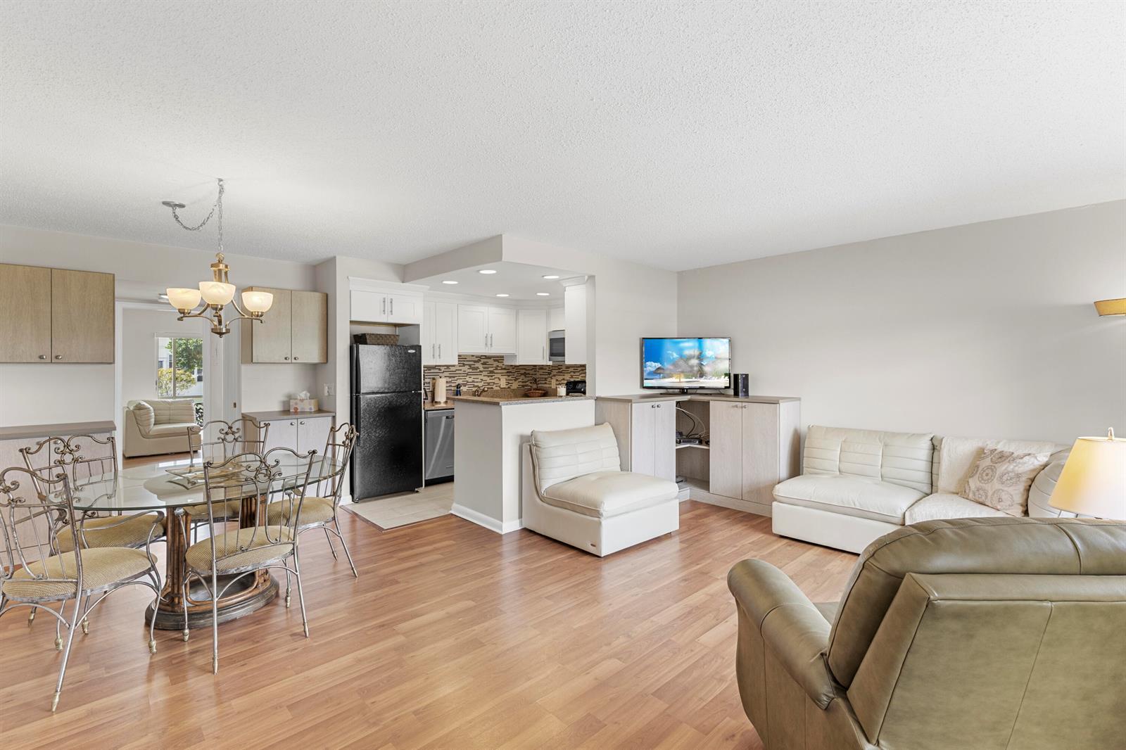 291 Northampton O, West Palm Beach FL 33417 photo 3