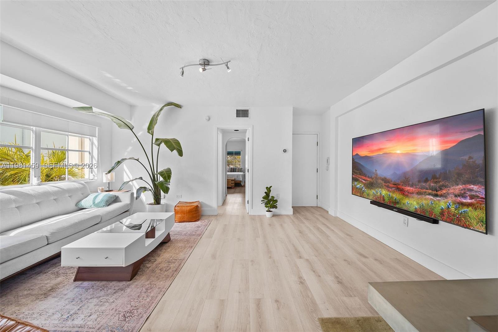 832 15th St # 4, Miami Beach FL 33139 photo 5