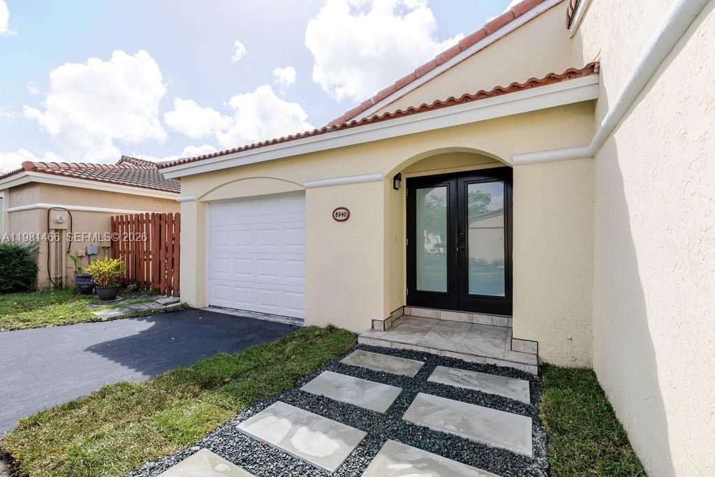 8940 SW 4th Ter, Miami FL 33174 photo 3