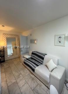 1526 Pennsylvania Ave # 15, Miami Beach FL 33139 photo 3