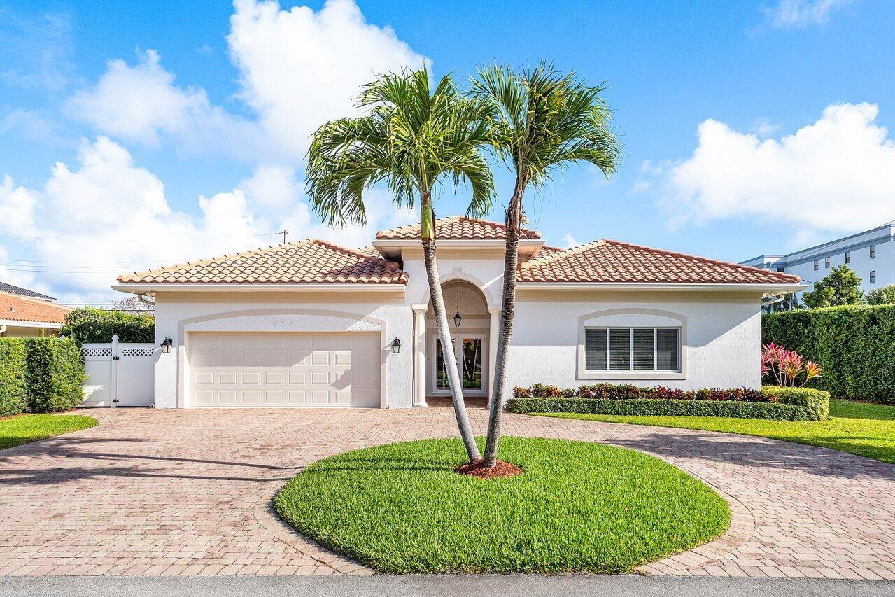 899 S Granada Drive, Boca Raton FL 33432