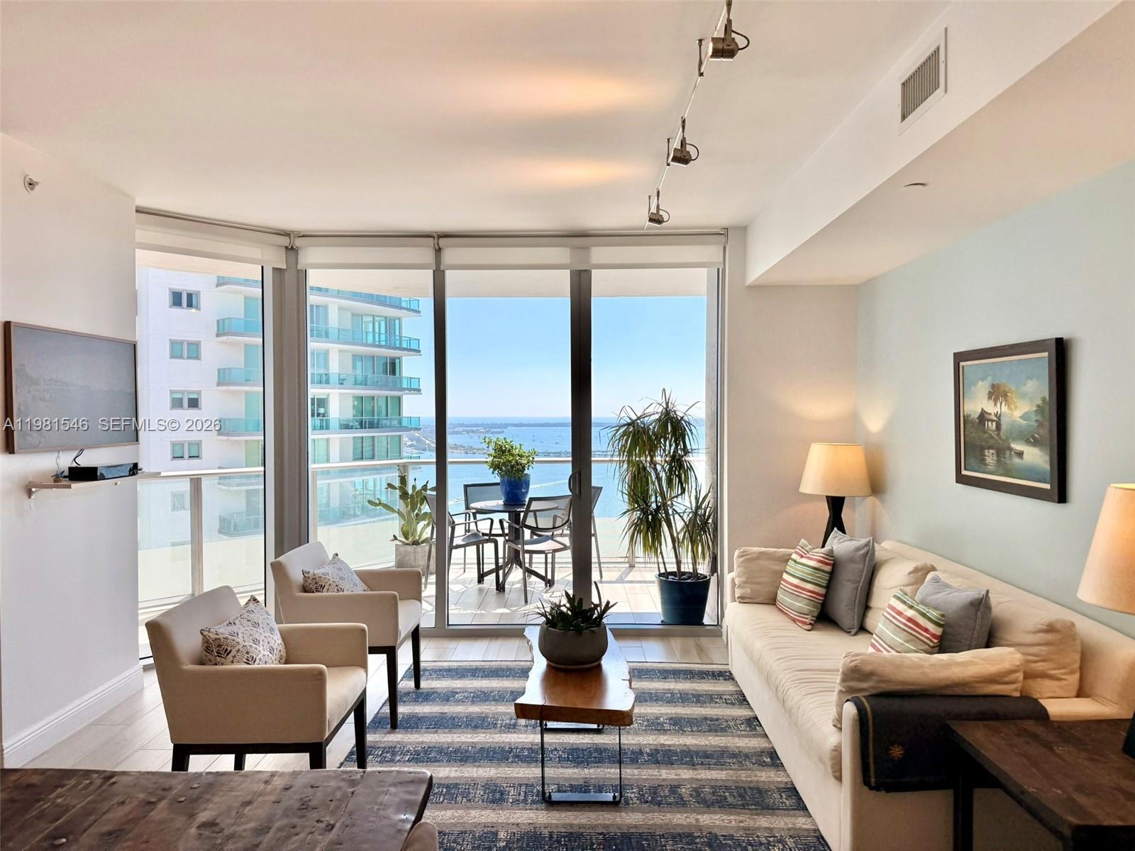 1300 Brickell Bay Dr # 3406, Miami FL 33131 photo 3