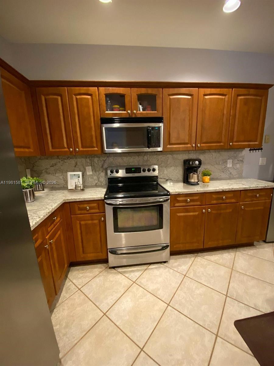 1032 Sequoia Ln, Weston FL 33327 photo 4