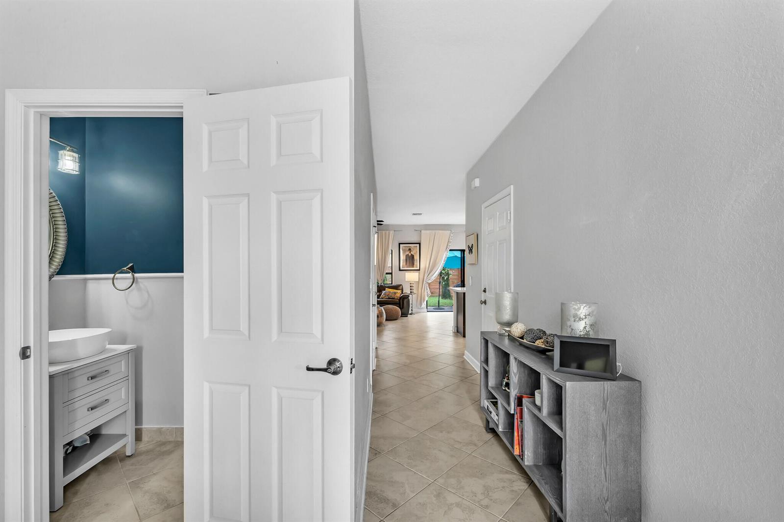 4656 Silver Saw Lane, Lake Worth FL 33463 photo 4