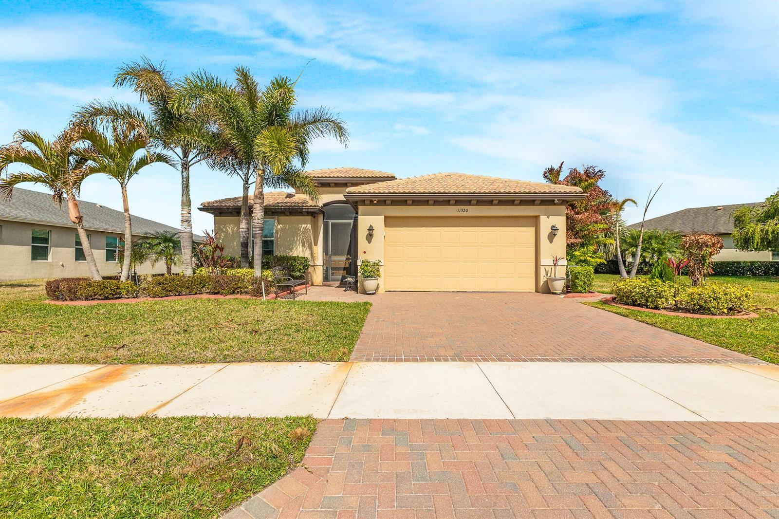 11320 SW Lake Park Drive, Port St. Lucie FL 34987