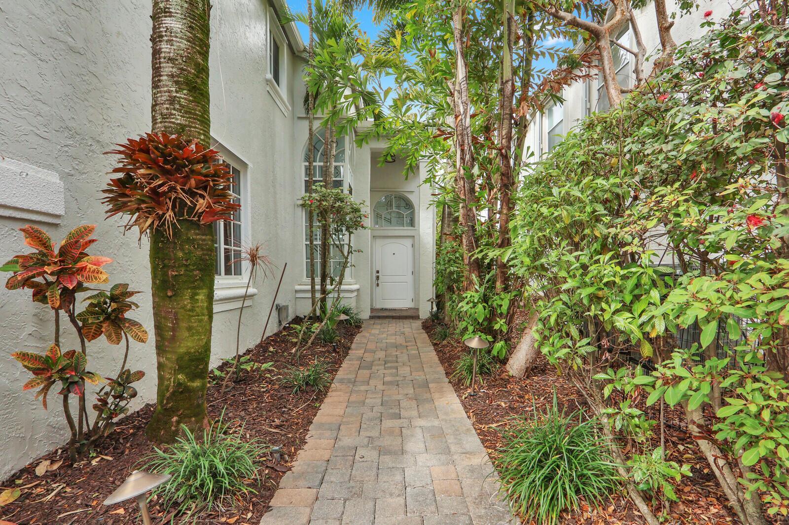 2063 Cezanne Road, West Palm Beach FL 33409 photo 2