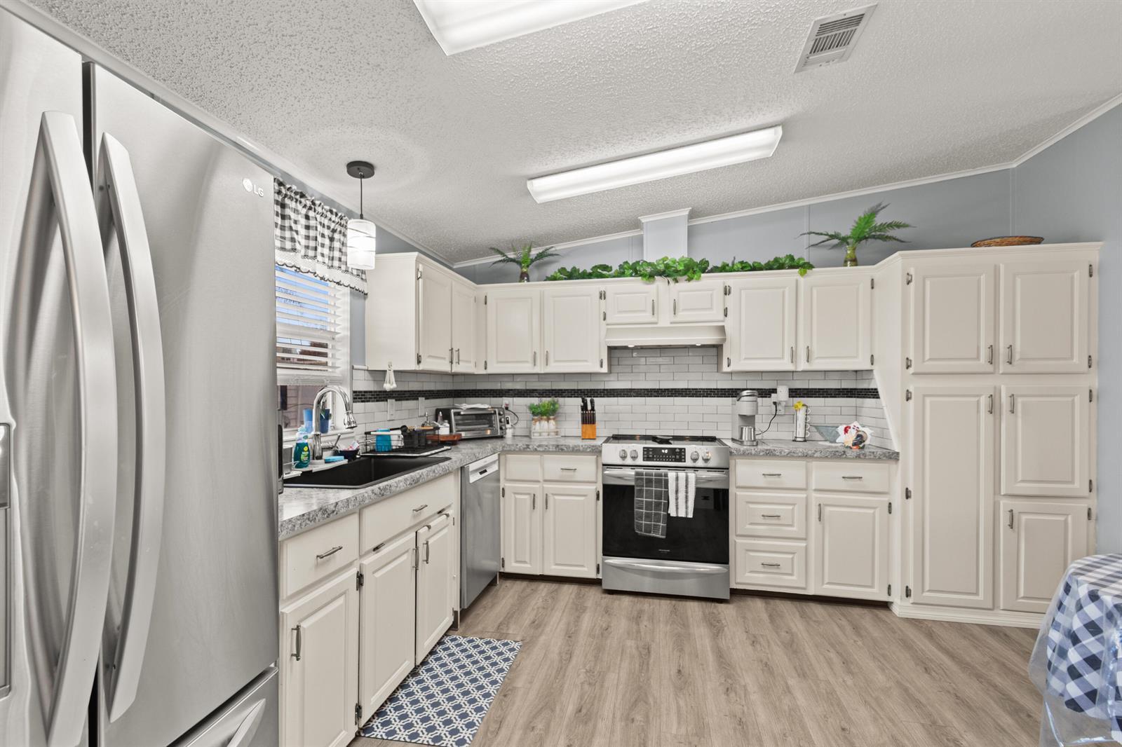 245 Camino Del Rio, Port St. Lucie FL 34952