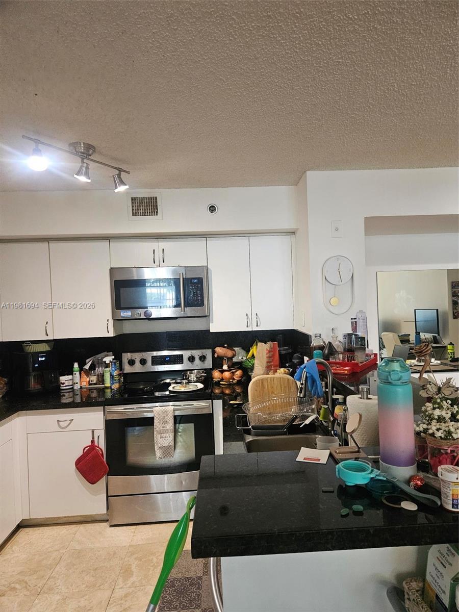 19501 E Country Club Dr # 9306, Aventura FL 33180 photo 5