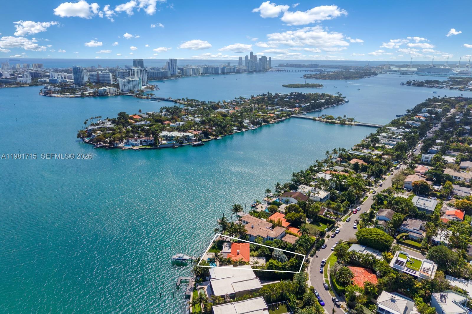 821 E Dilido Dr, Miami Beach FL 33139 photo 3