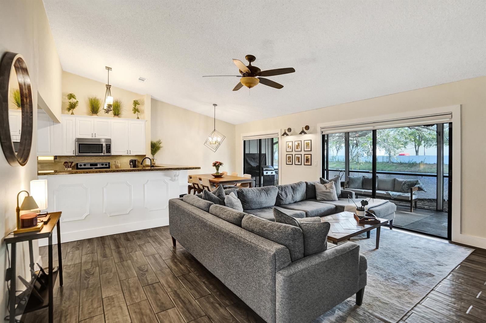 7826 NW 60th Street, Tamarac FL 33321 photo 5