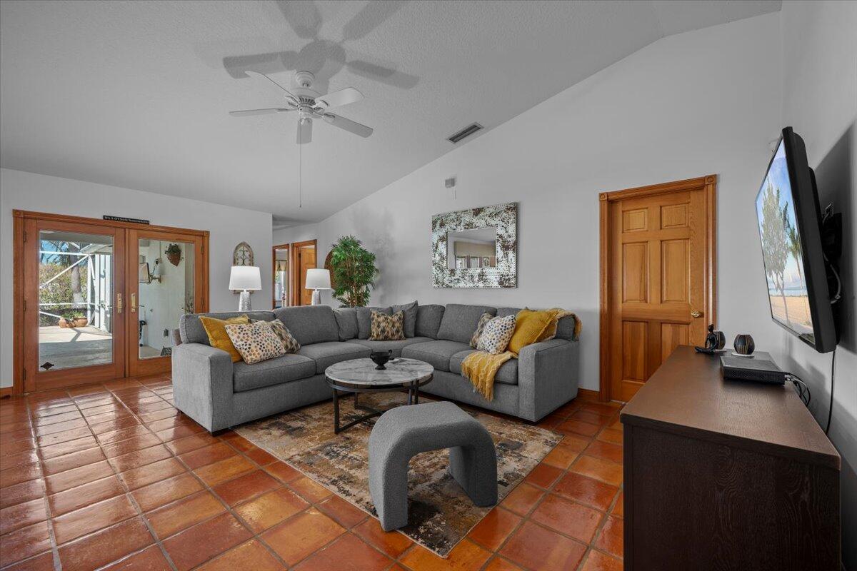 103 Olympus Circle, Jupiter FL 33477 photo 3
