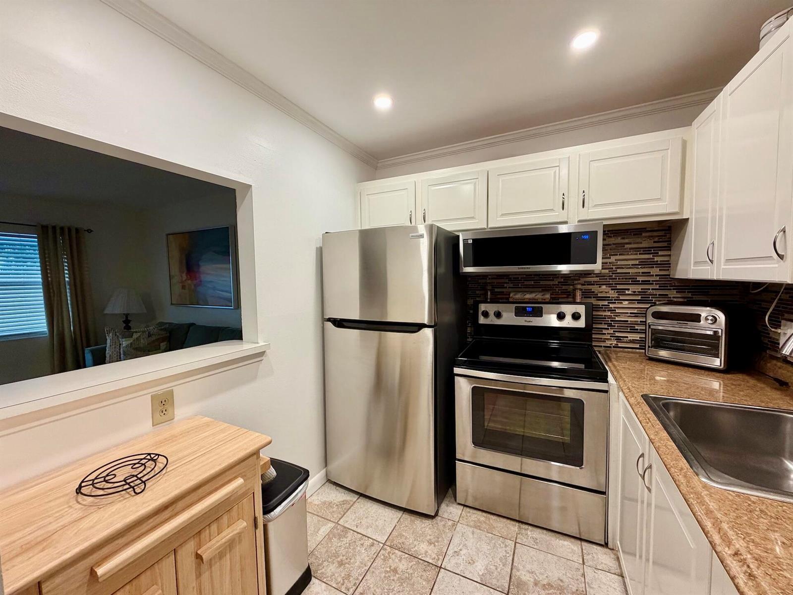 335 Durham J, Deerfield Beach FL 33442 photo 4
