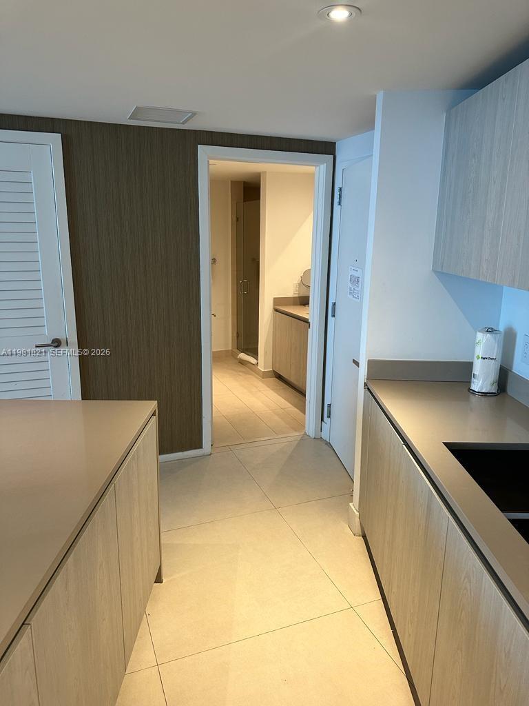 4111 S Ocean Dr, Hollywood FL 33019 photo 5