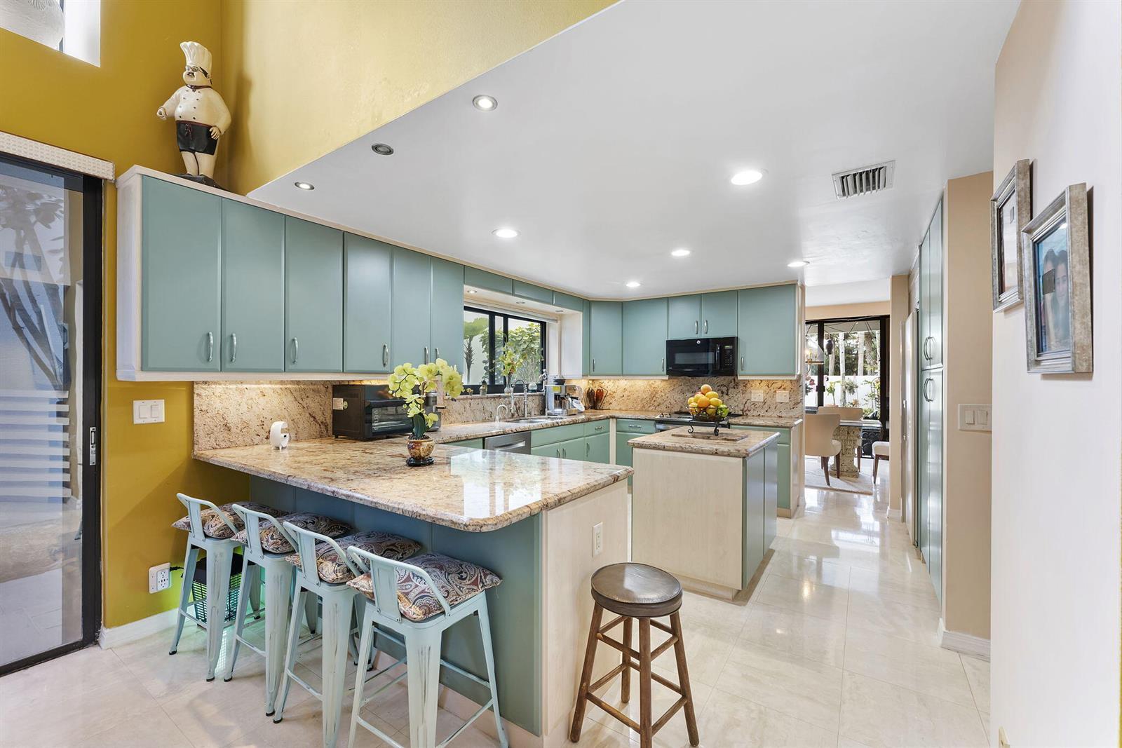 6534 Via Rosa, Boca Raton FL 33433 photo 4