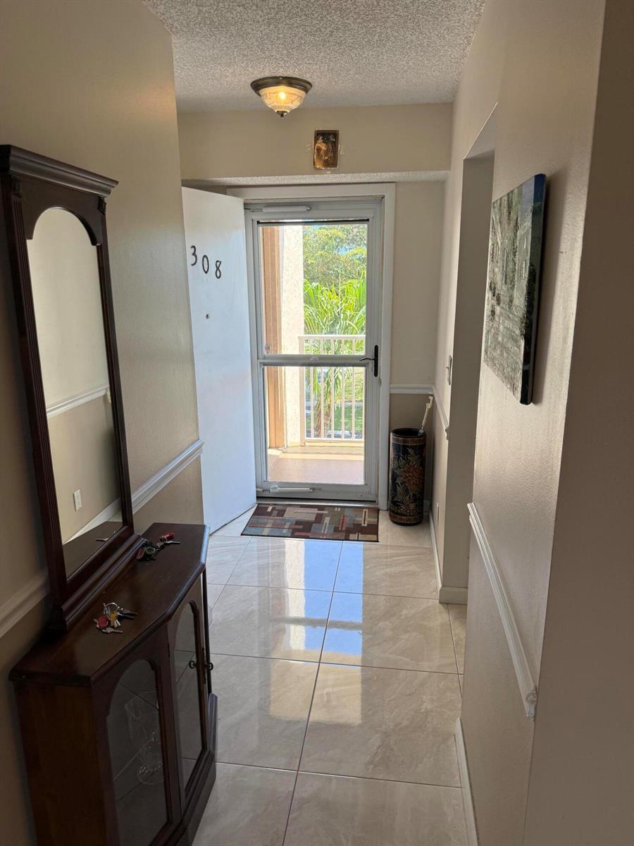 1024 SE 5th Avenue # 308, Dania Beach FL 33004 photo 2