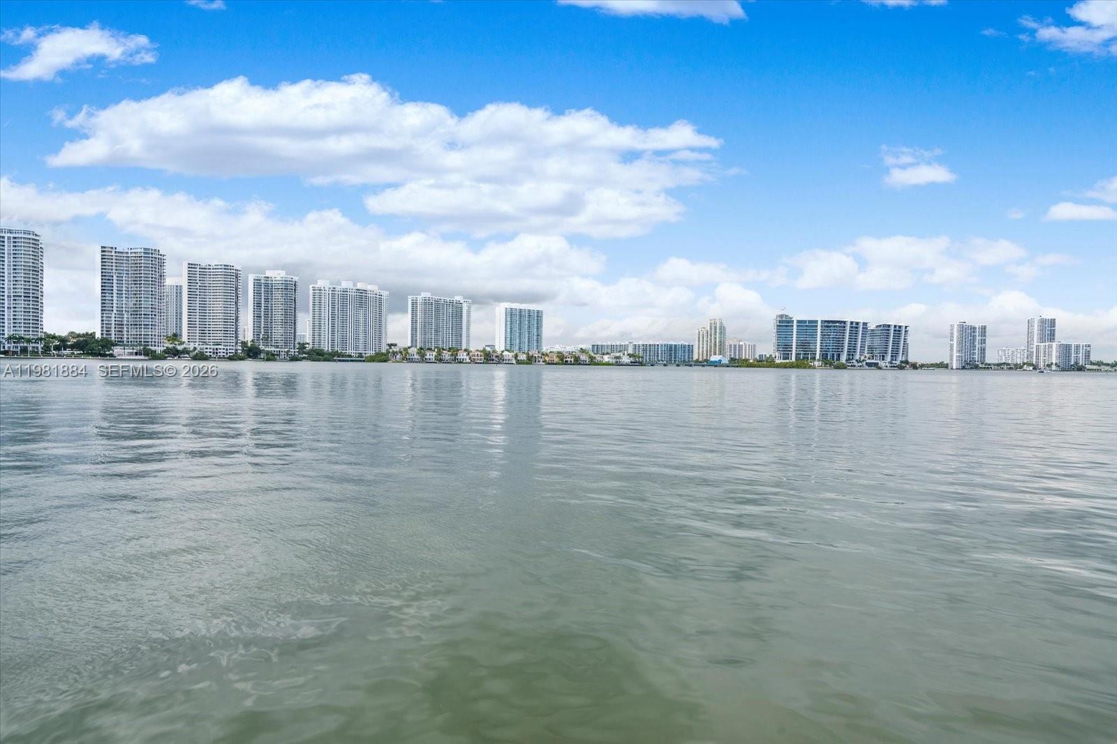 17500 N BAY RD # 707, Sunny Isles Beach FL 33160 photo 4
