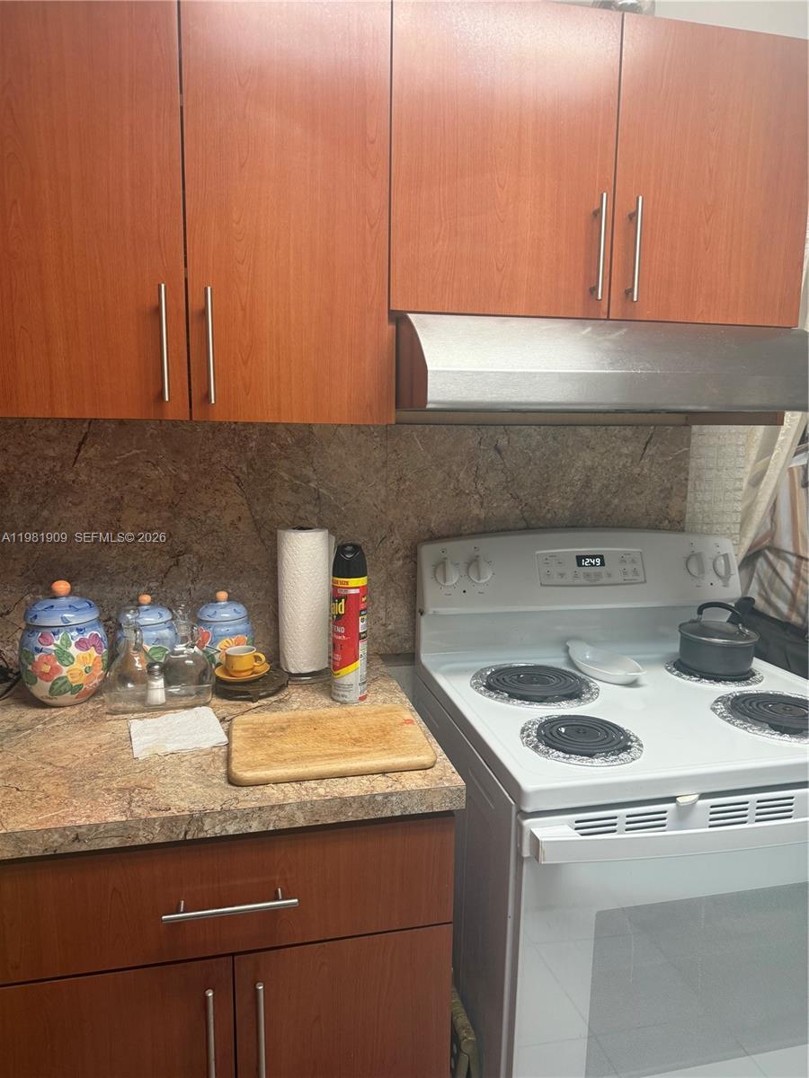 16701 NE 13th Ave # 214, North Miami Beach FL 33162 photo 5