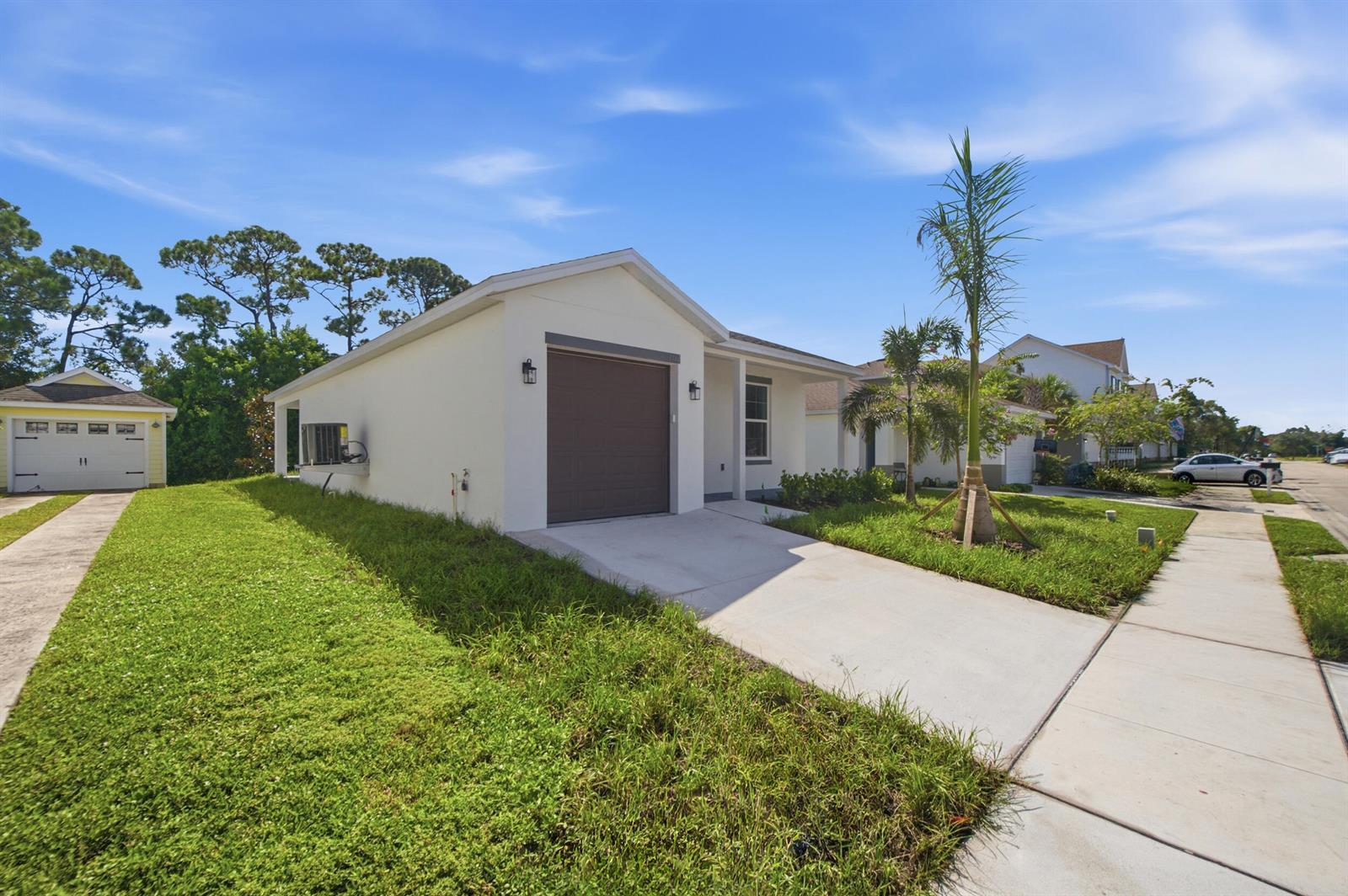 3344 N Park Drive, Fort Pierce FL 34982 photo 2