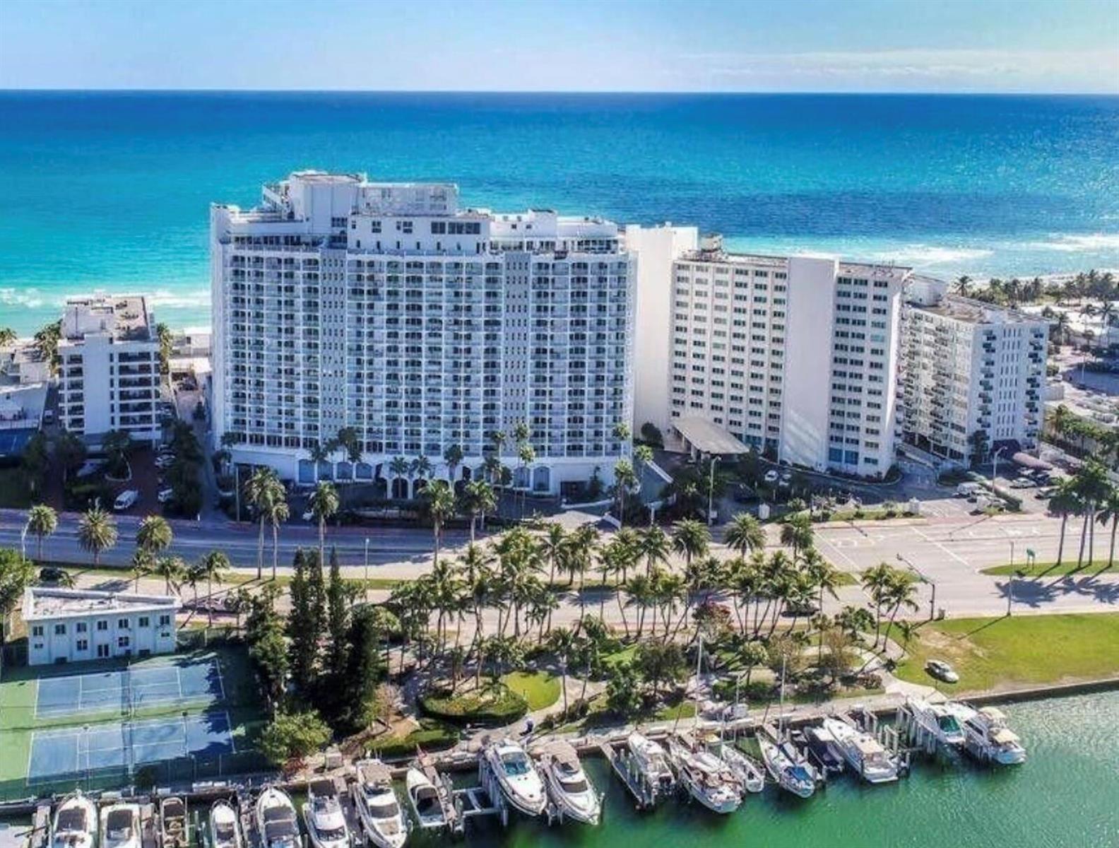 5401 Collins Avenue # 1516, Miami Beach FL 33140 photo 2