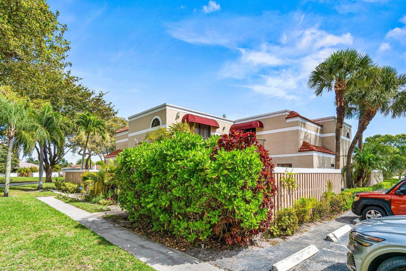 3900 Village Drive # D, Delray Beach FL 33445 photo 4