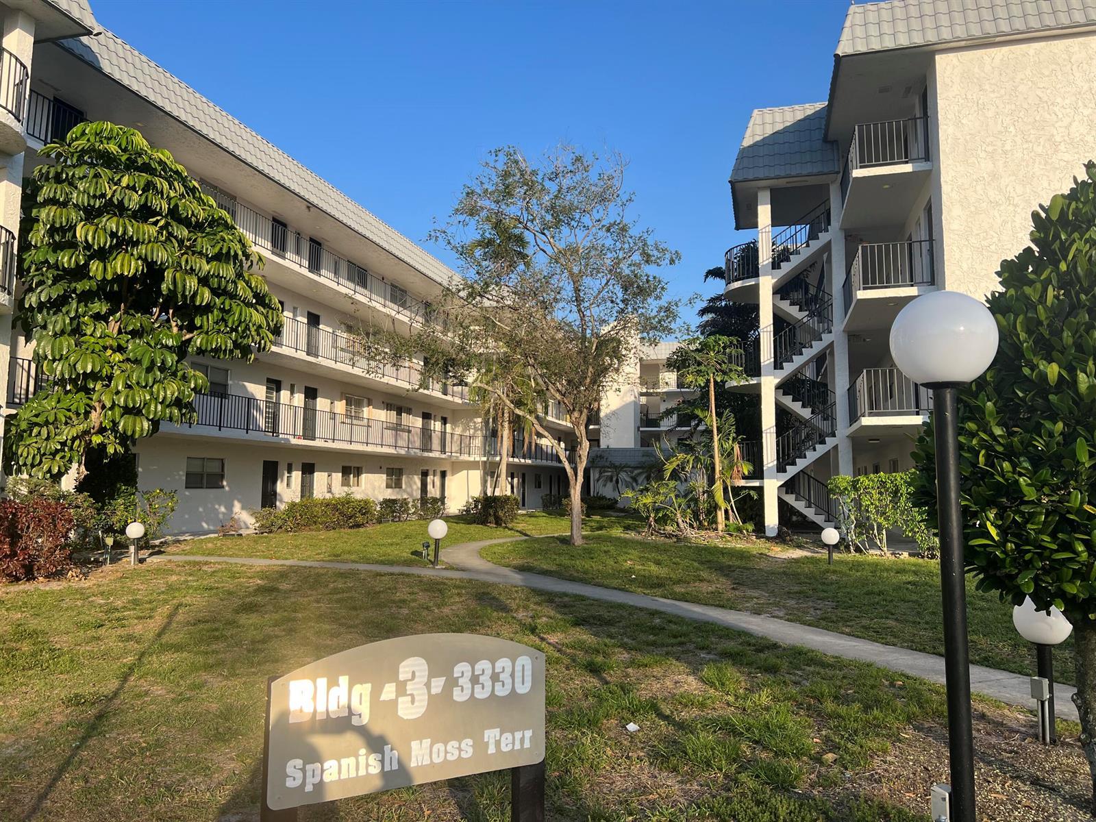 3330 Spanish Moss Terrace # 406, Lauderhill FL 33319 photo 4