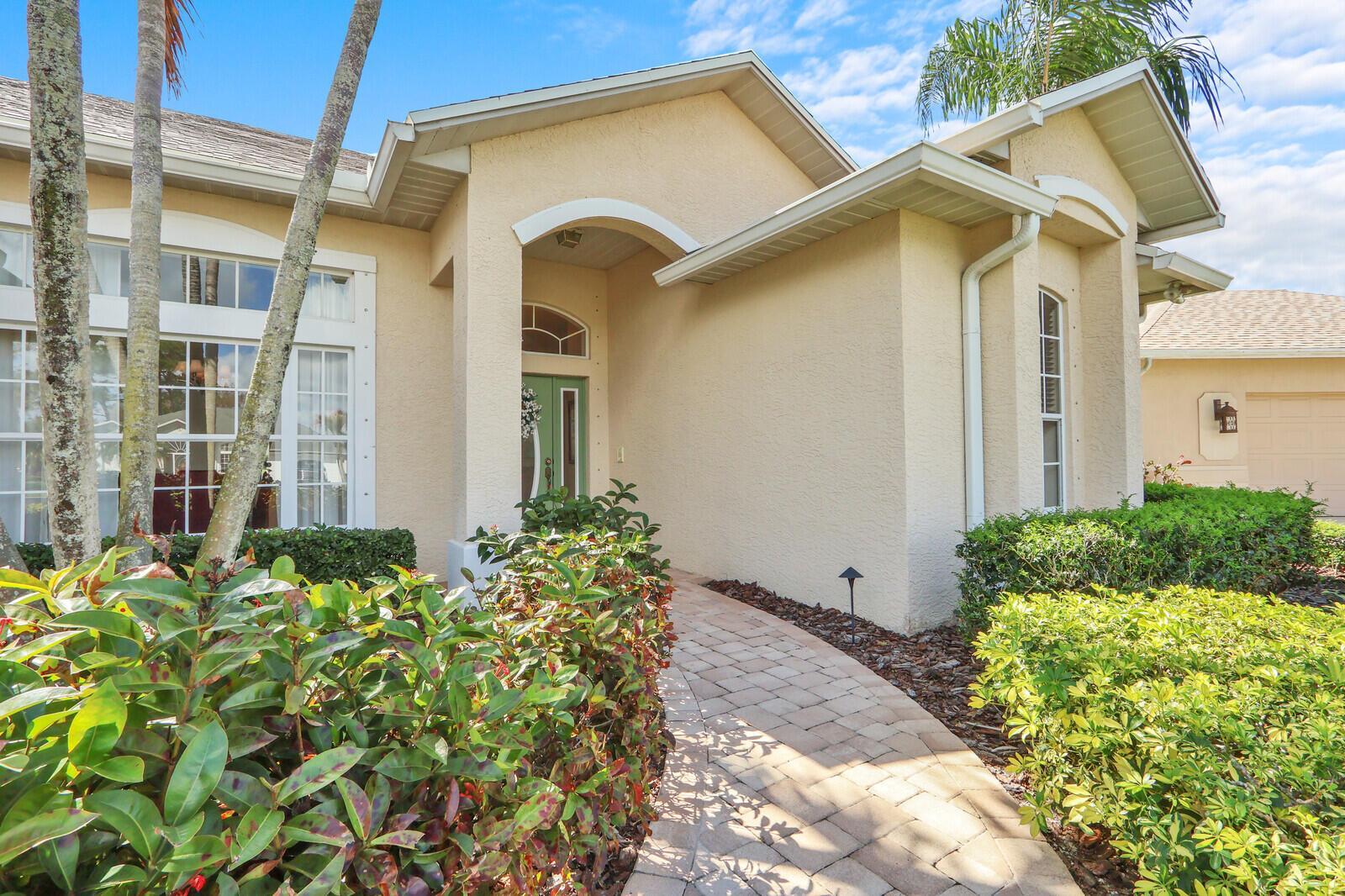 189 SW Snapdragon Circle, Port St. Lucie FL 34953 photo 3