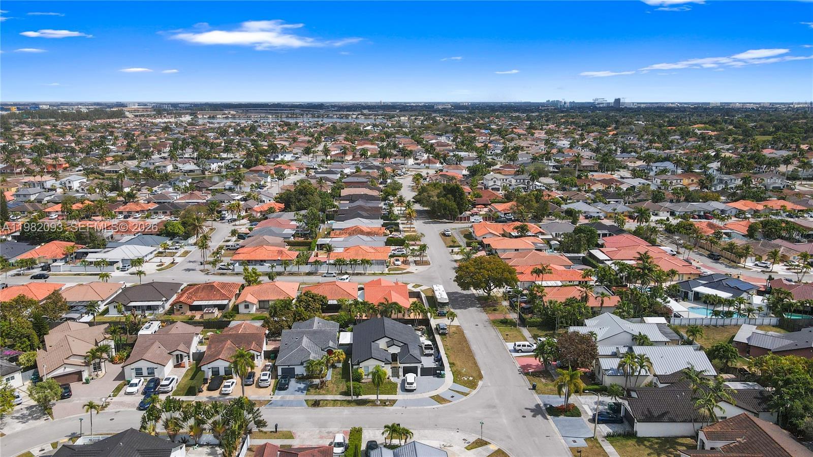 800 NW 133rd Ave, Miami FL 33182 photo 2
