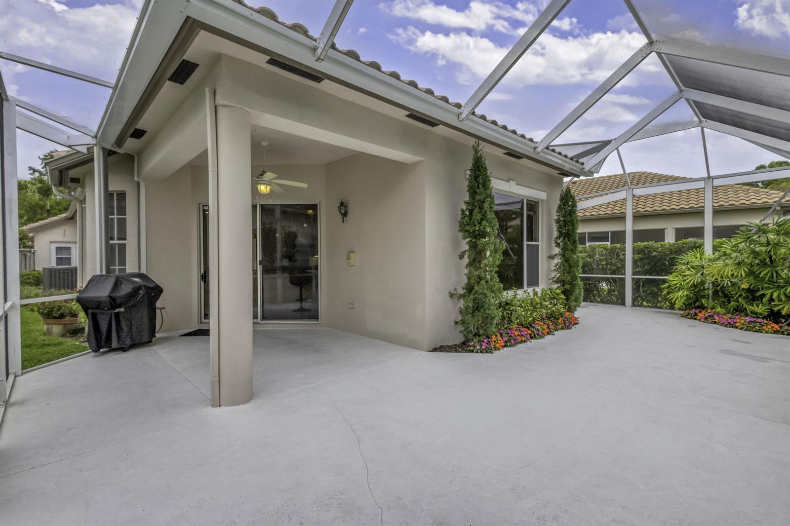 936 Augusta Pointe Drive, Palm Beach Gardens FL 33418 photo 2
