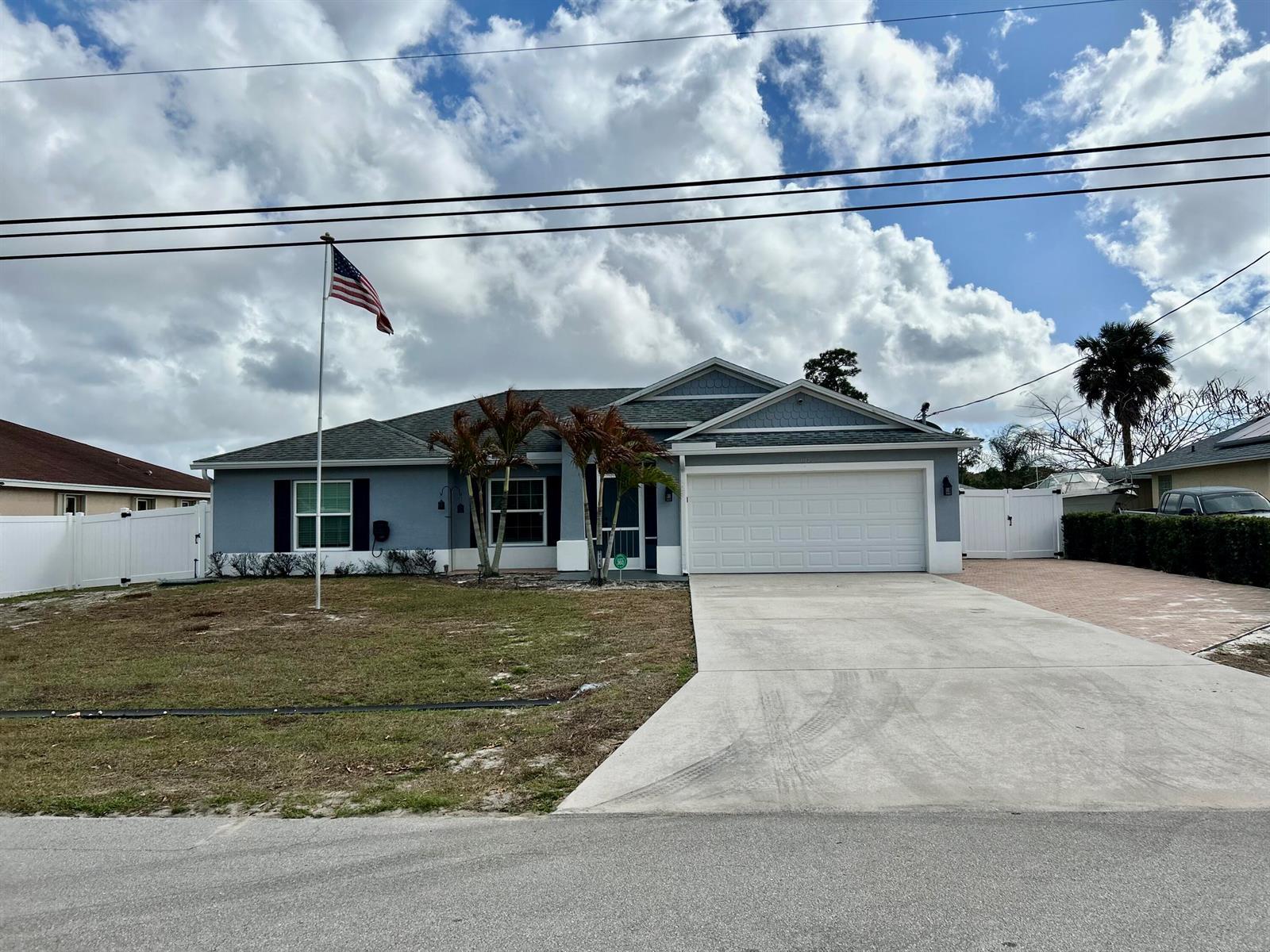 1114 SW Bellevue Avenue, Port St. Lucie FL 34953