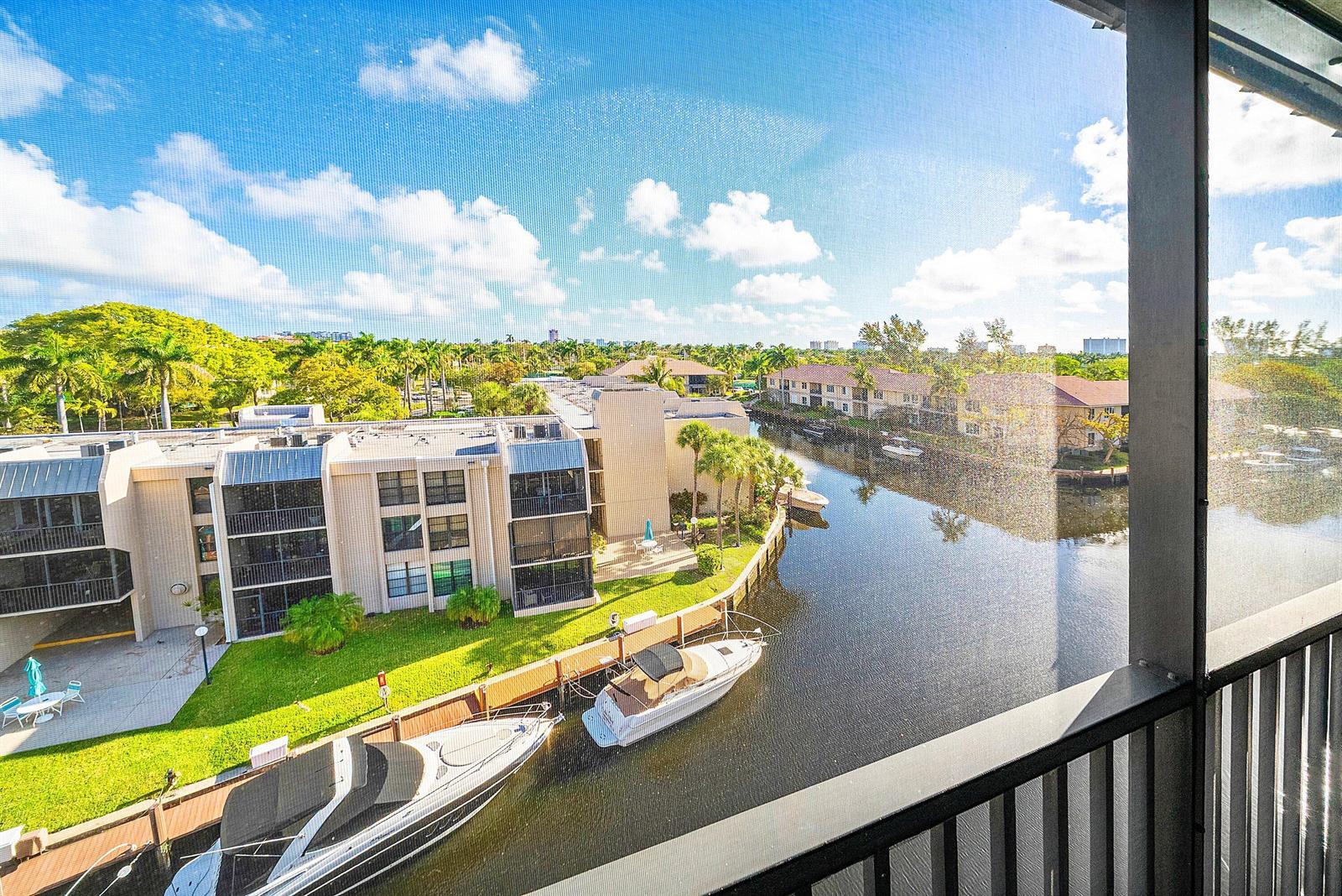 6 Royal Palm Way # 605, Boca Raton FL 33432 photo 2