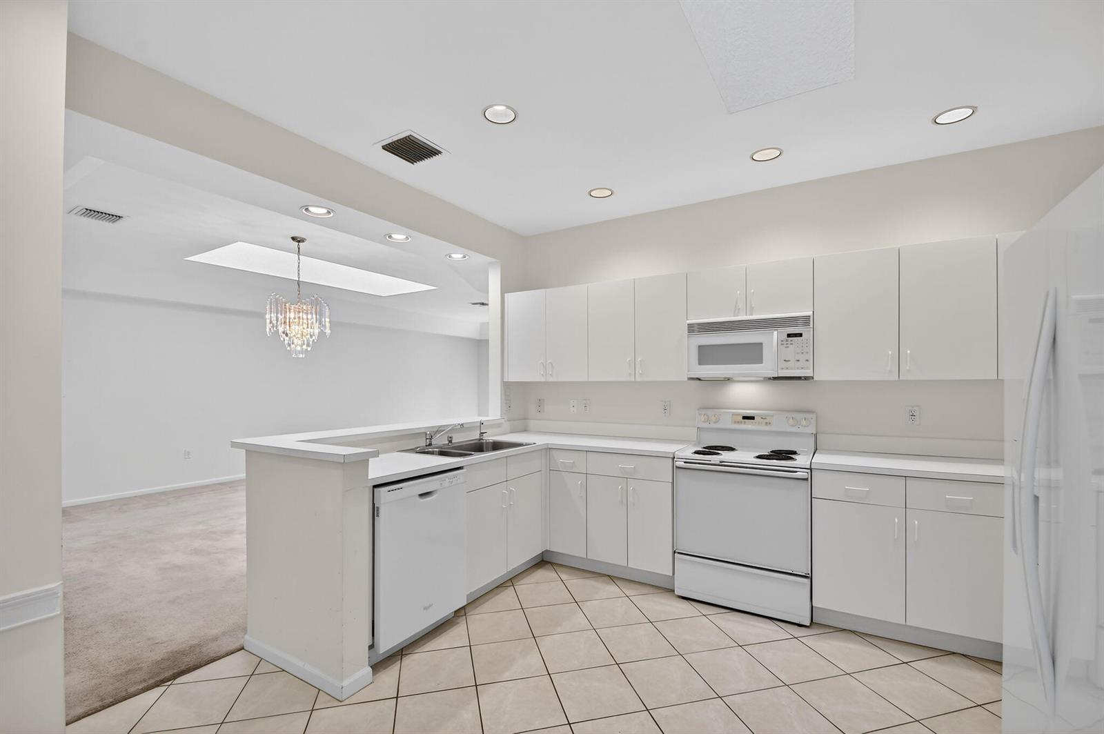 12574 Crystal Pointe Drive # C, Boynton Beach FL 33437 photo 3