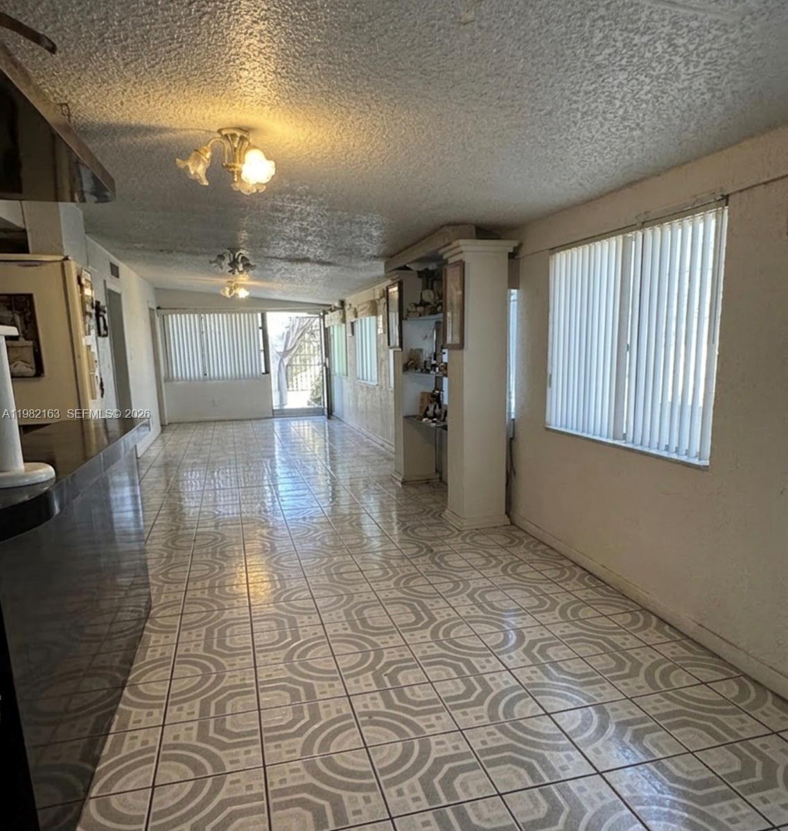 622 NW 7th Ave, Homestead FL 33030 photo 4