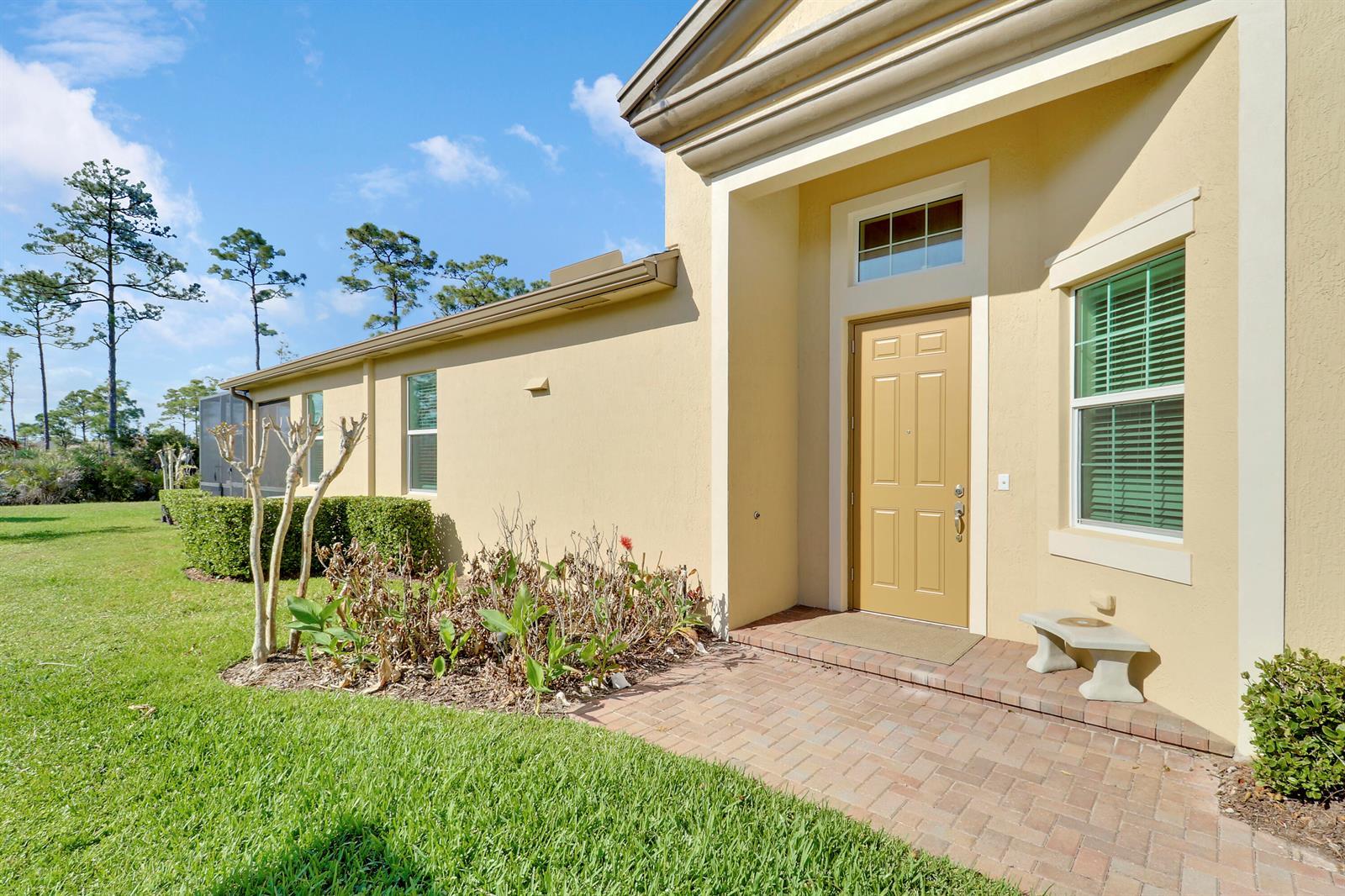 10894 SW Winding Lakes Circle, Port St. Lucie FL 34987 photo 4