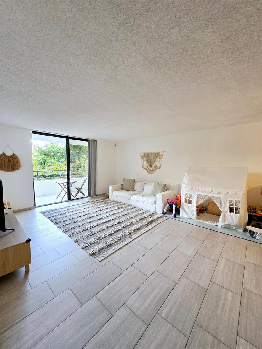 2500 Parkview Drive # 412, Hallandale Beach FL 33009 photo 3