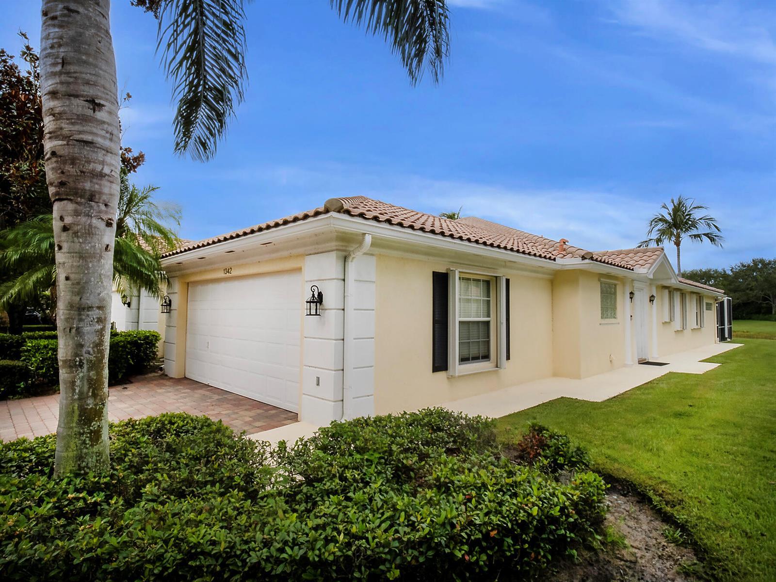 1342 St Lawrence Drive, Palm Beach Gardens FL 33410 photo 3
