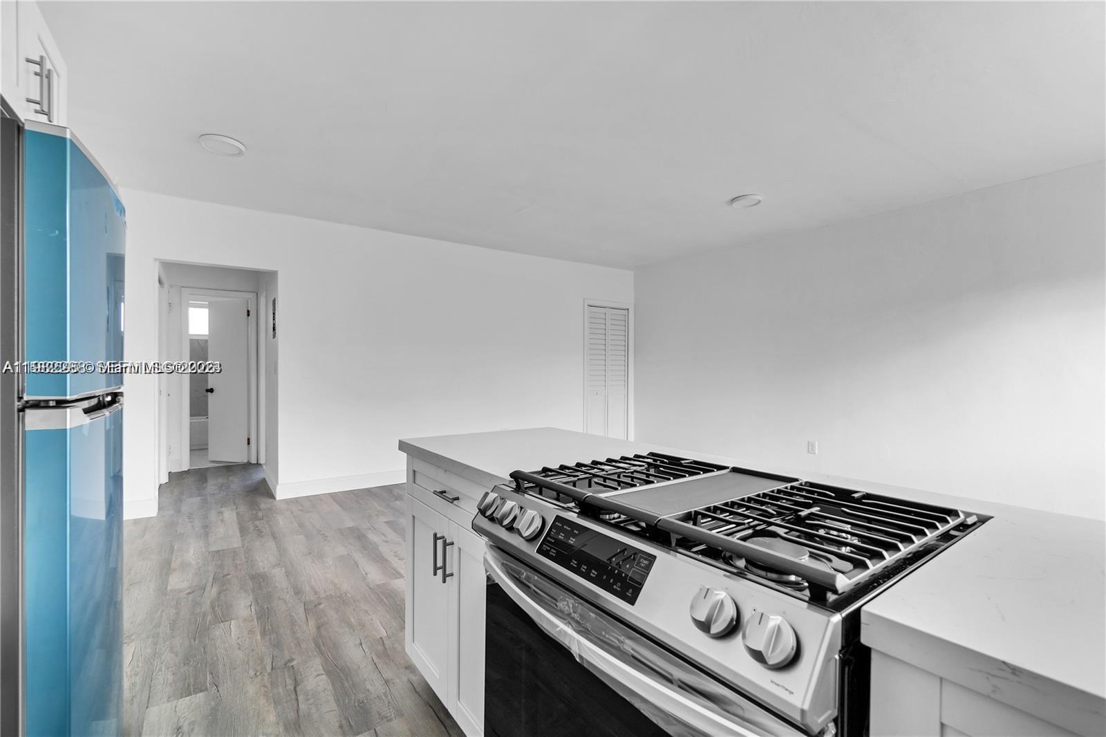 780 73rd st # 11, Miami Beach FL 33141 photo 3