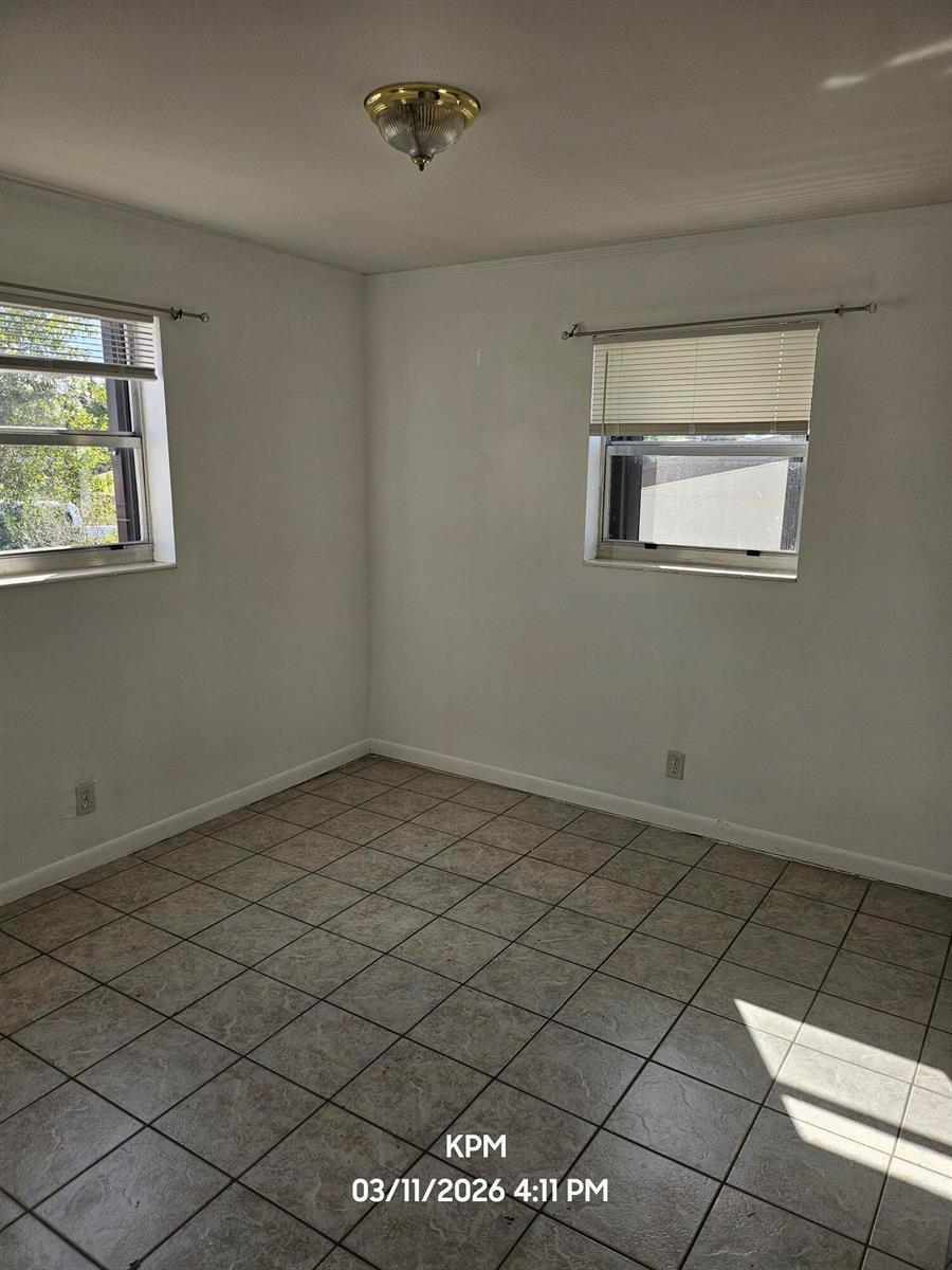 919 Selkirk Street, West Palm Beach FL 33405 photo 5