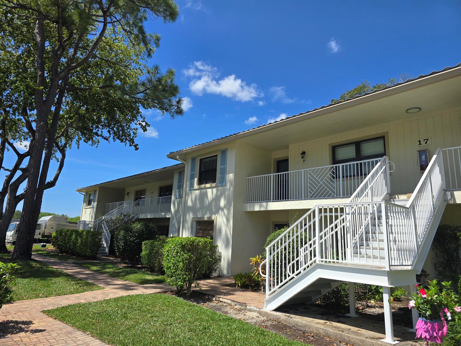 17 Westgate Lane # 17h, Boynton Beach FL 33436 photo 2