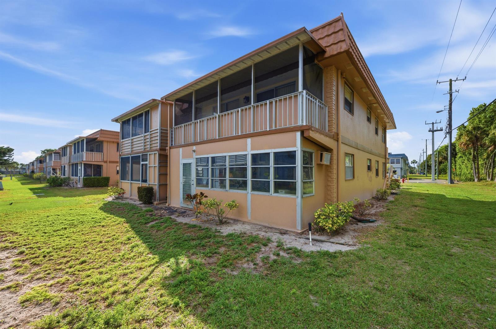 336 Brittany G, Delray Beach FL 33446 photo 5